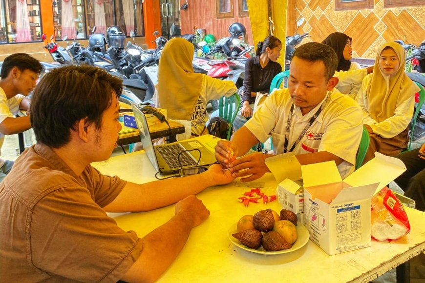 Antusiasme Tinggi Warnai Donor Darah UKM Argopala Unigoro