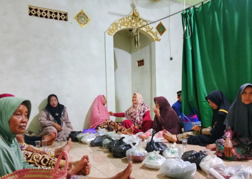 Khidmatnya Rajaban di Musholla Nurul Jadid, Sambut Isra’ Mi’raj dengan Ketakwaan