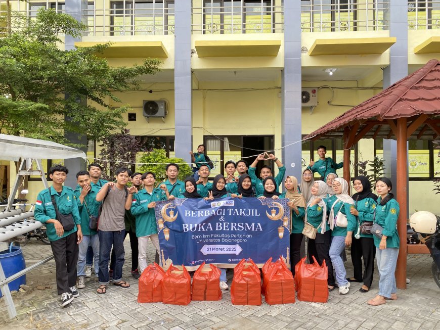 Ramadhan Berbagi: BEM Fakultas Pertanian Unigoro Tebar Kebaikan dengan Takjil Gratis