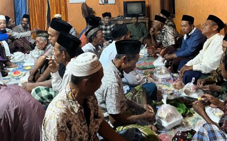 Lewat Tahlil Rutin, Kelompok 22 KKN-TK Unigoro Bangun Komunikasi dan Dukung Pelestarian Geosite Kedung Lantung