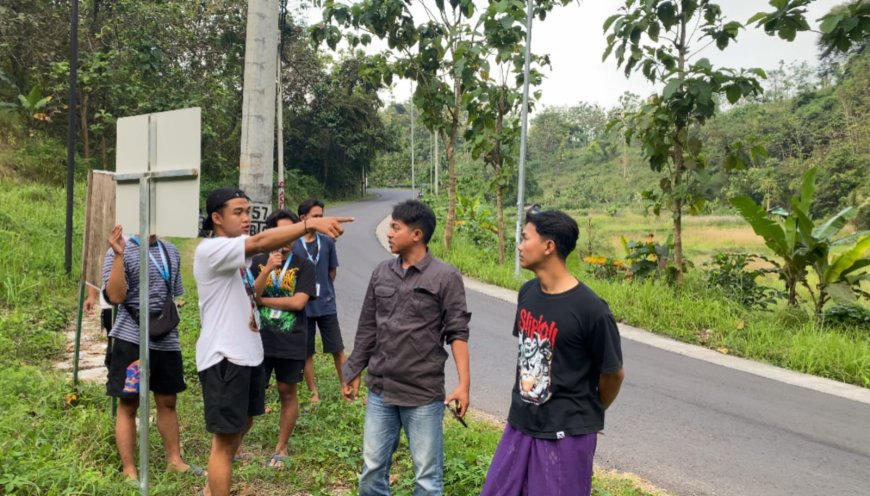 Kelompok 12 KKN-TK Unigoro 2025 Lakukan Pemetaan Struktur Antiklin dan Penandaan Situs Budaya Makam Kalang di Kawengan