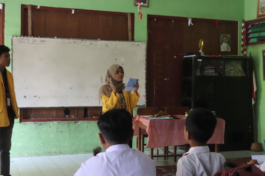Kelompok 4 KKN-TK Unigoro Gagas Literasi Lingkungan di SDN 4 Dander Lewat Edukasi Geopark