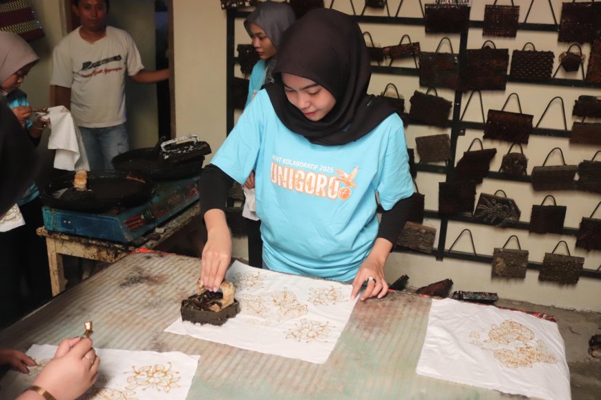 Batik sebagai Identitas Daerah, Mahasiswa KKN-TK Unigoro Dukung UMKM Lokal Menembus Pasar Nasional