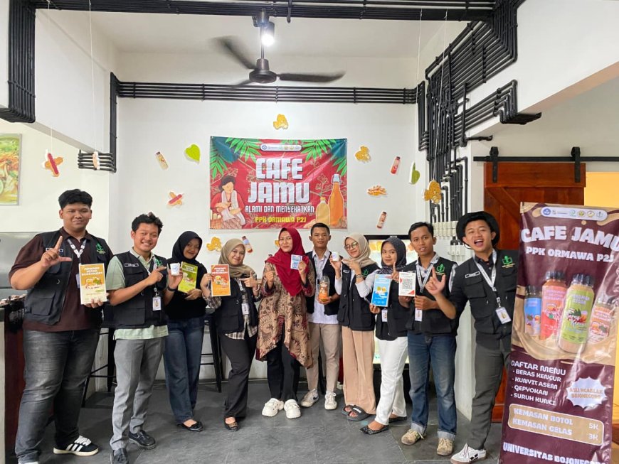 Racikan Tradisional, Nuansa Modern: Cafe Jamu PPK Ormawa P2J Curi Perhatian Mahasiswa