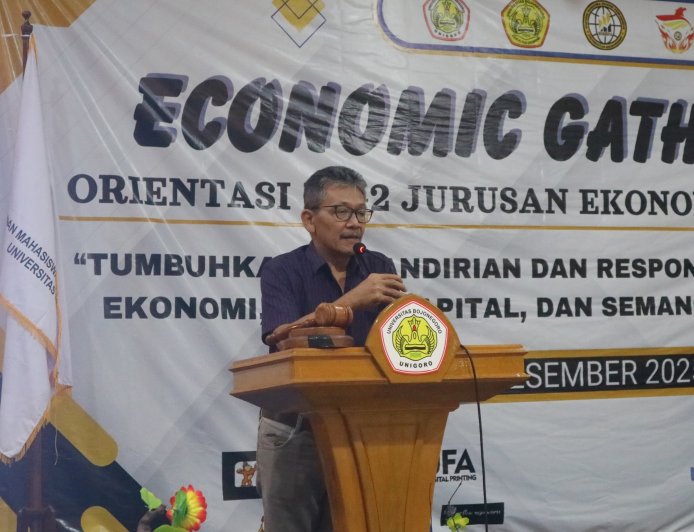 HIMEPA UNIGORO Tanamkan Jiwa Mandiri dan Entrepreneur lewat Economic Gathering II