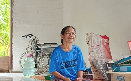 Dua Dekade Ibu Sumari: Bertahan di Tengah Persaingan dan Bakti untuk Anak Tercinta