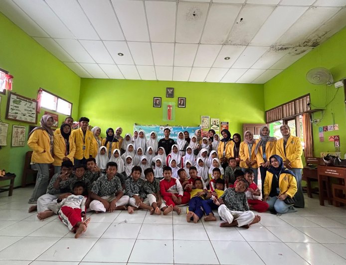 Lestarikan Warisan Herbal, Mahasiswa Unigoro Ajak Siswa SDN Sumodikaran II Kenali TOGA