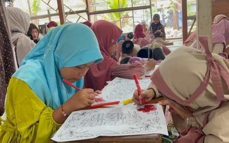 Mengukir Warna di Sumberagung: Jejak Ceria Mahasiswa PESMA Unigoro Bersama Anak TPQ