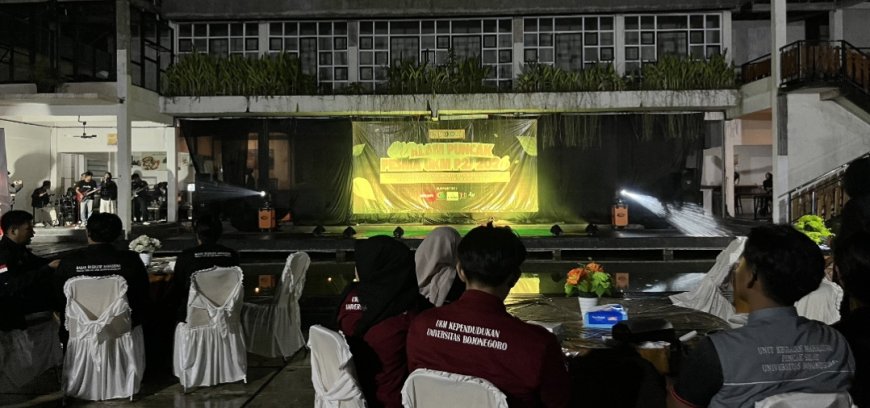 Pesta Kembang Api di Tengah Gerimis, Malam Puncak PESMA UKM P2J Unigoro Berakhir Meriah