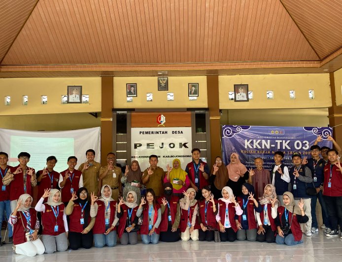 KKN-TK 03 UNIGORO Bersama Dinas Ketahanan Pangan dan Pertanian Kabupaten Bojonegoro Gelar Sosialisasi Budidaya Sereh di Desa Pejok