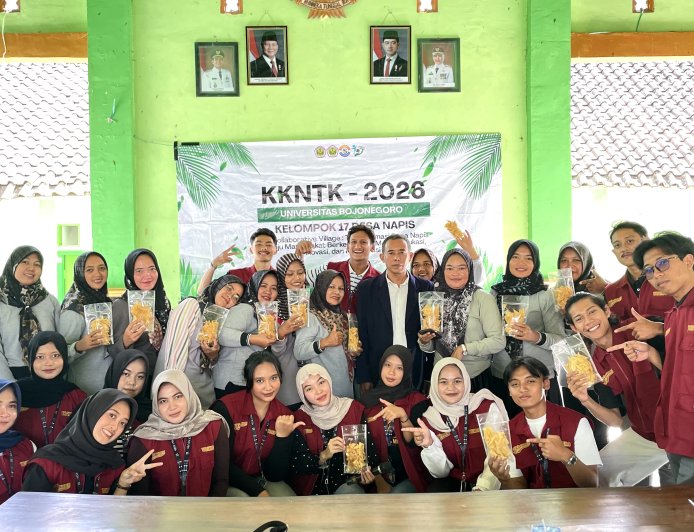 Wujudkan Eco-Collaborative Village: KKN-TK Kelompok 17 Unigoro bersama PKK Napis Sulap Jagung Jadi Peluang Usaha Desa