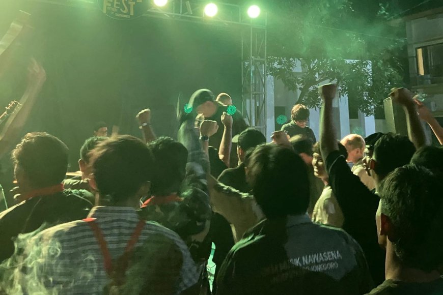 Irama Kebersamaan di Nawa Fest 2026: UKM Musik Unigoro Padukan Seni dan Bazar UMKM